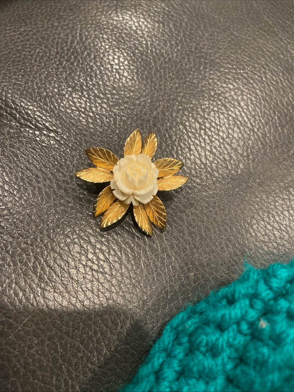 Vintage Wells 14K Gold Filled Carved Rose Flower Brooch Pin 1950s MCM